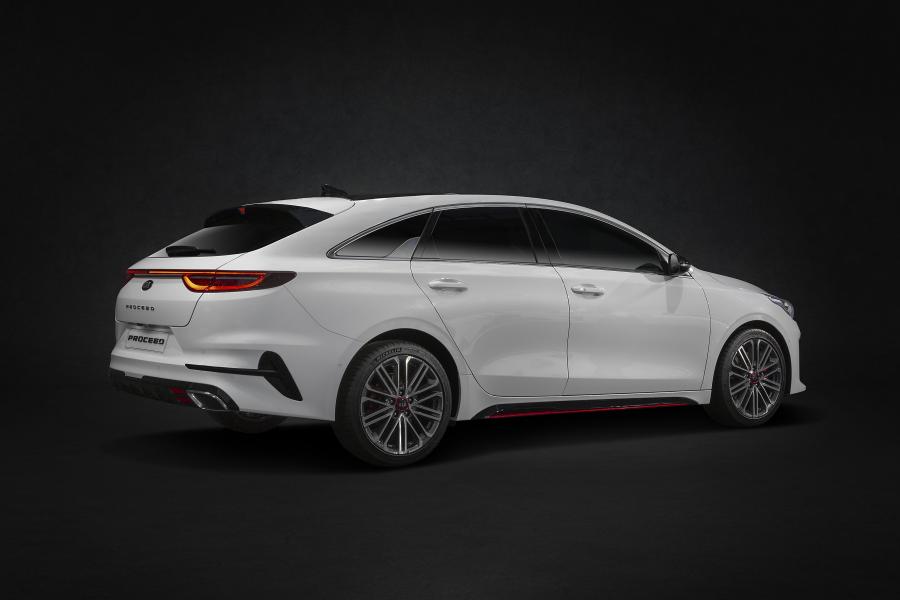  Kia ProCeed GT 2019 года  (WW) (фото 2 из 46)